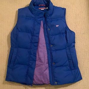 vineyard vines vest🐳
